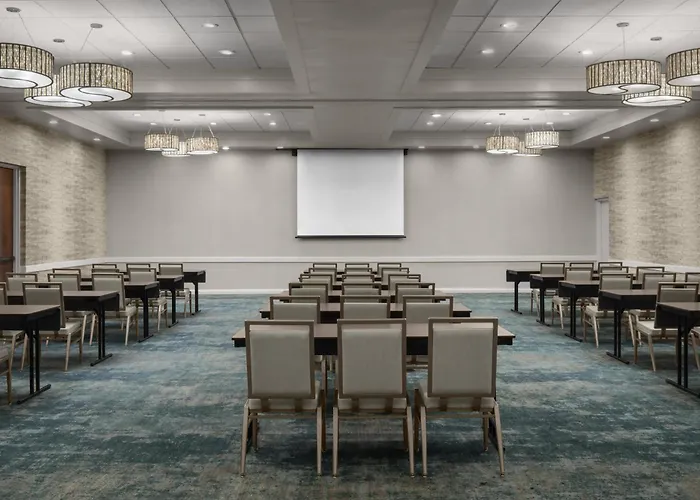 Embassy Suites By Hilton Orlando International Drive Icon Park